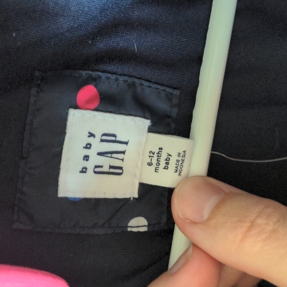 Baby Gap NWT puffer jacket 6-12mos - Picture 2 of 3